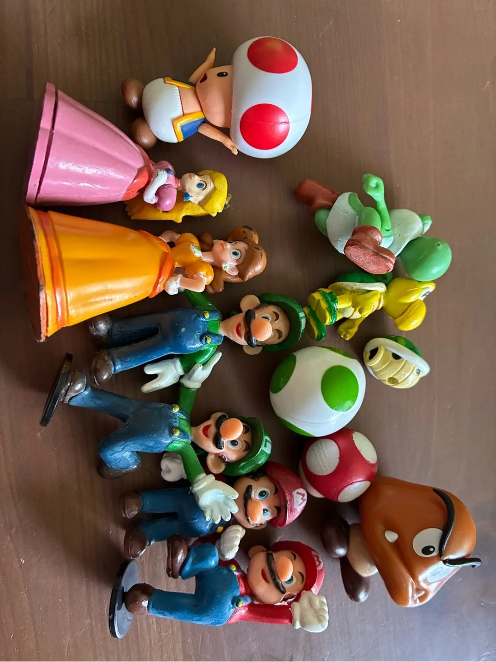Nintendo Super Mario Figure Lot - Red, Green, Pink, Yellow, Orange, Brown, White
